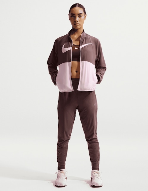 Chamarra para correr Nike de mujer