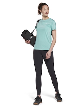 Playera deportiva Reebok para mujer