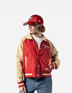 Chamarra New Era impermeable San Francisco 49ers NFL para mujer