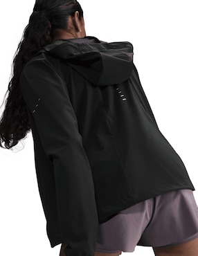 Chamarra Nike para mujer