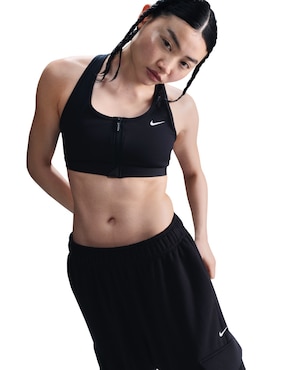 Top deportivo Nike para entrenamiento mujer