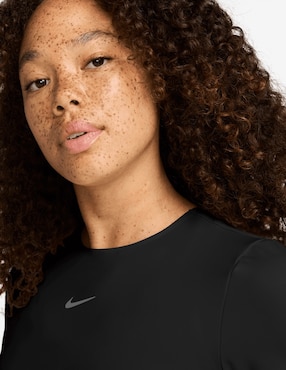 Playera deportiva para entrenamiento Nike de mujer