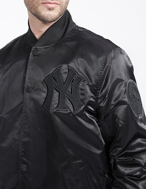 Chamarra Pro Standard New York Yankees para hombre