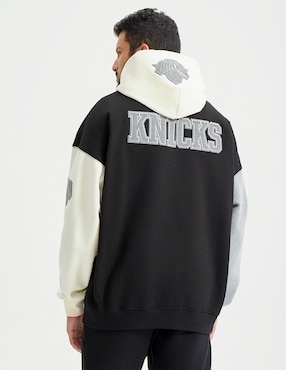 Sudadera Pro Standard con capucha y bolsa New York Knicks para hombre