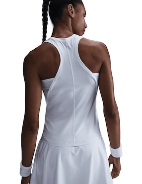 Playera deportiva para tennis Nike de mujer