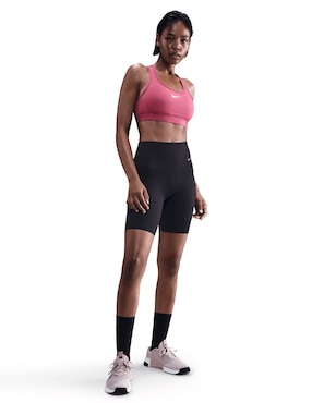 Top deportivo Nike para entrenamiento mujer
