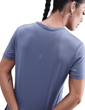 Playera deportiva para correr nike para mujer