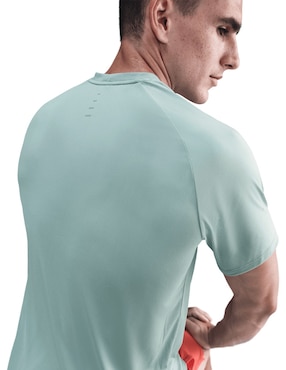 Playera deportiva para correr Nike de hombre