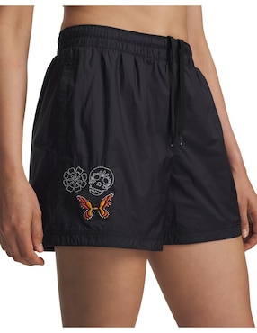 Short Under Armour para entrenamiento mujer