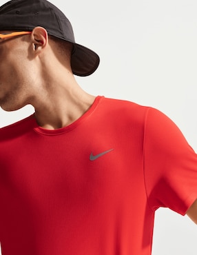 Playera deportiva para correr Nike Miler de hombre