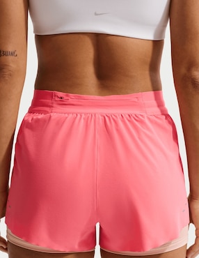 Short Nike con bolsillos para correr mujer