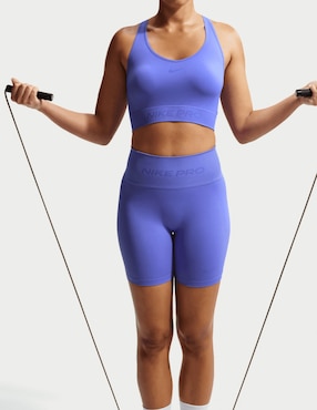 Top deportivo Nike para entrenamiento mujer