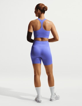 Top deportivo Nike para entrenamiento mujer