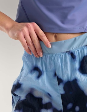 Short con abertura X10 para entrenamiento mujer