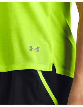 Playera deportiva para correr Under Armour UA LAUNCH SHORTSLEEVE de mujer