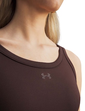 Tank top deportiva para entrenamiento Under Armour de mujer