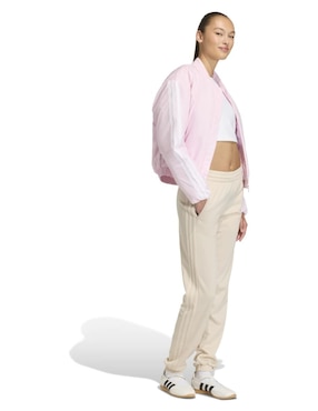 Chamarra para excursionismo Adidas Essentials de mujer