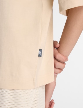 Playera deportiva casual New Balance de mujer