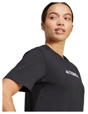 Playera deportiva para senderismo Adidas de mujer