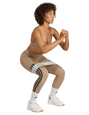 Top deportivo Adidas para entrenamiento mujer