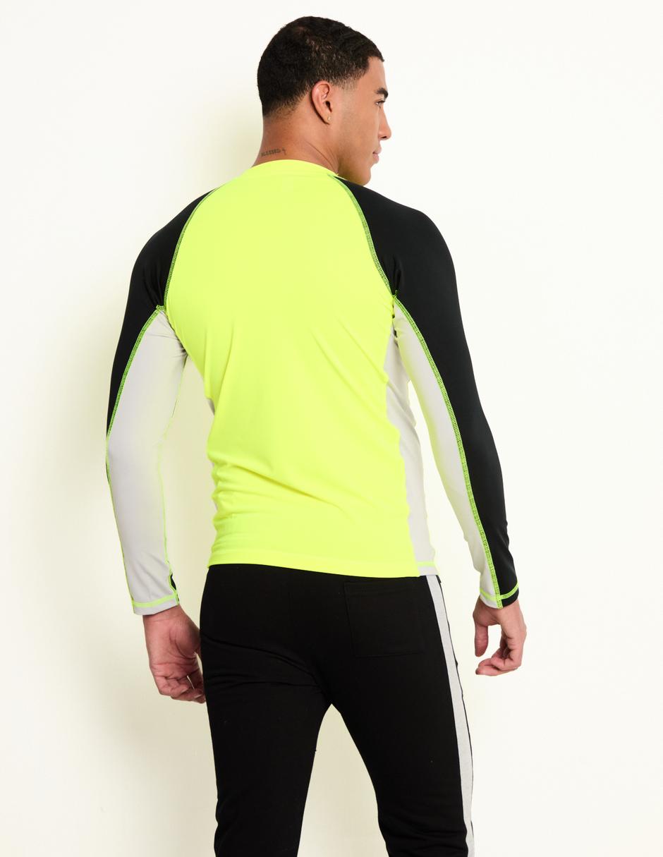 Wetshirt estampado bloques de color para hombre 2