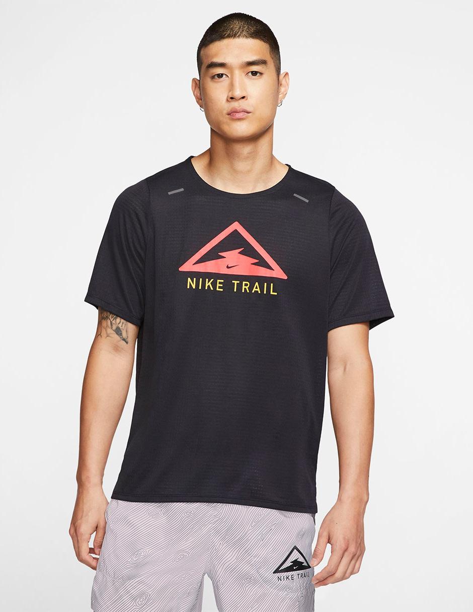 Playera Nike correr para caballero en Liverpool