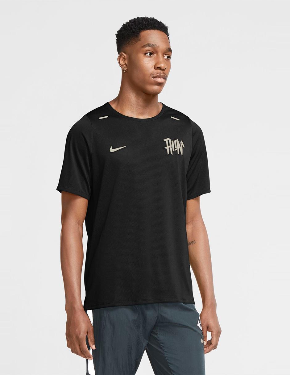 Playera Nike correr para caballero en Liverpool