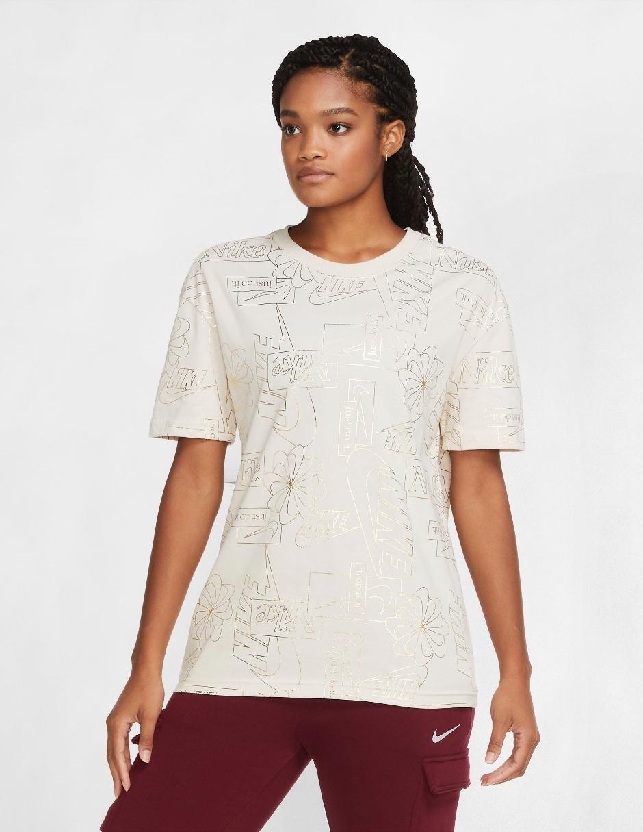 Playera deportiva Nike para mujer en Liverpool