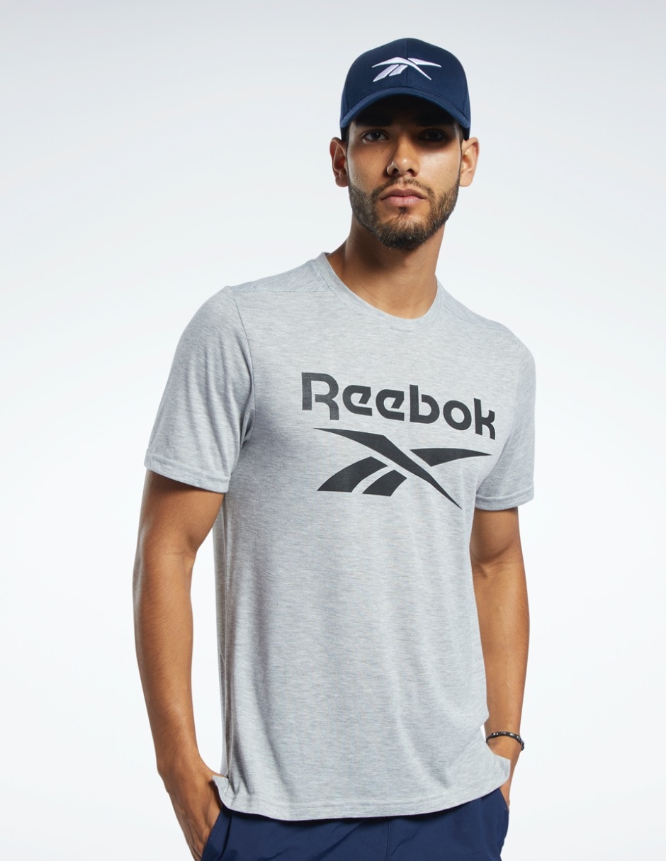 Playera deportiva Reebok entrenamiento para hombre en Liverpool