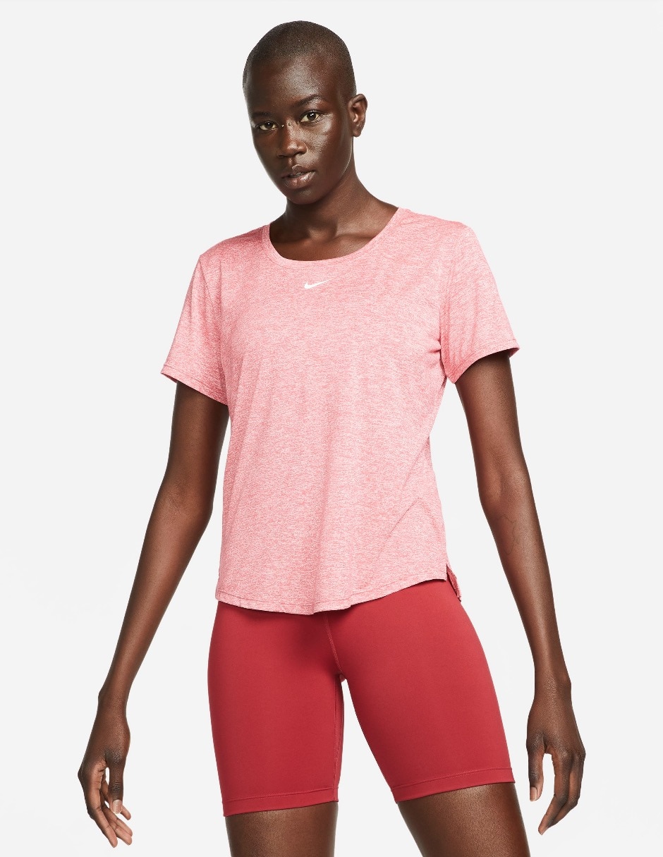 Playera deportiva Nike de entrenamiento para mujer en Liverpool