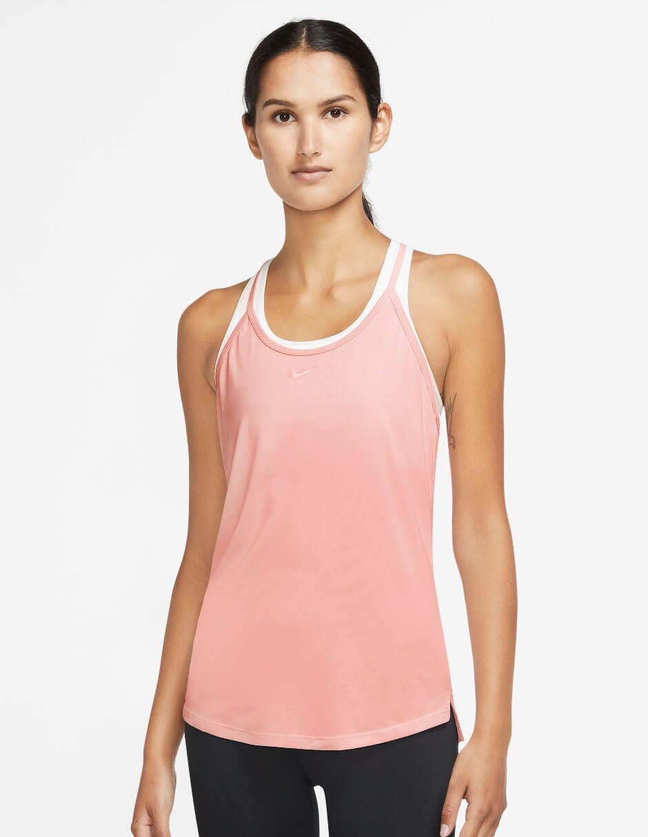 Playera deportiva Nike para mujer en Liverpool