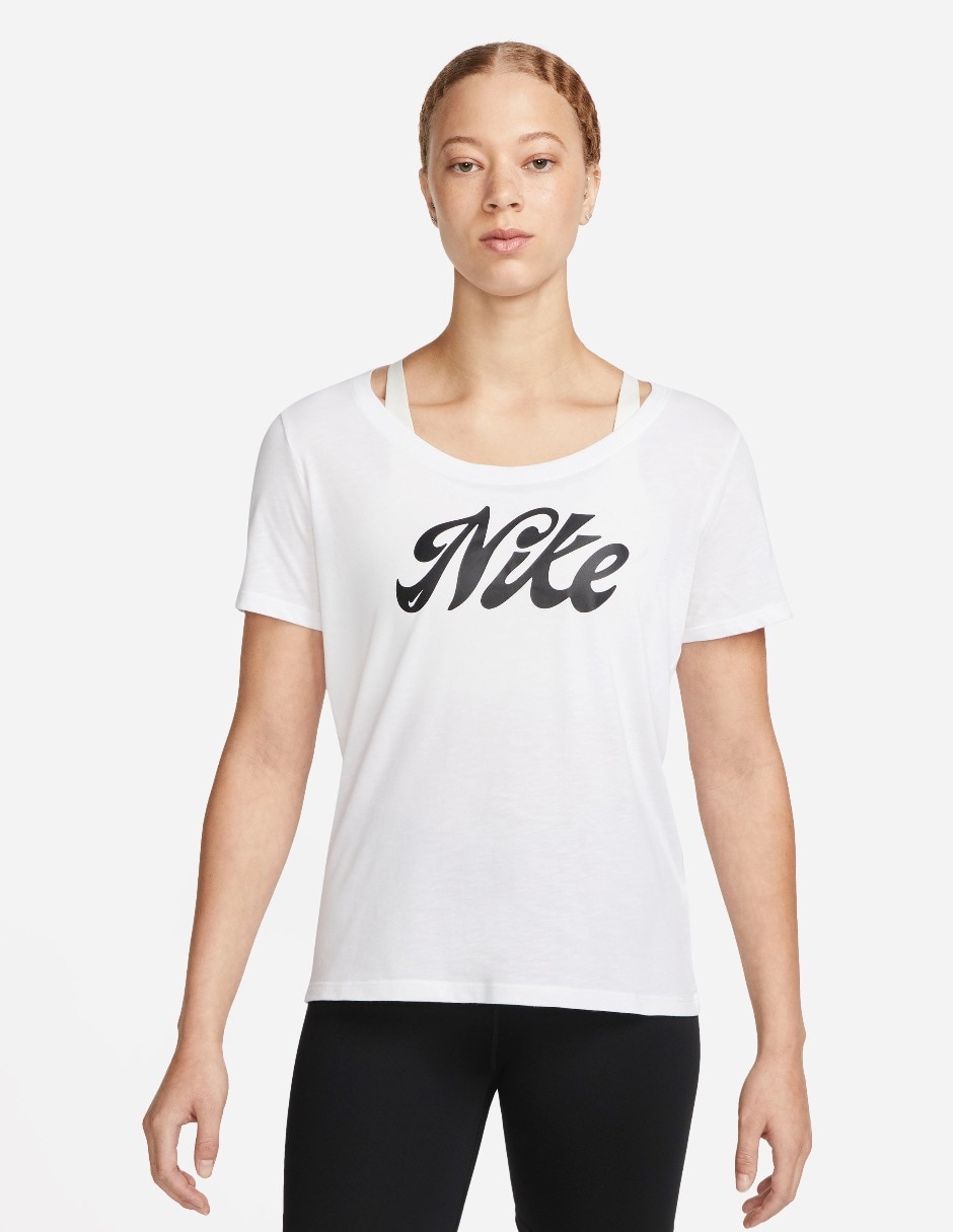 Playera deportiva Nike para mujer