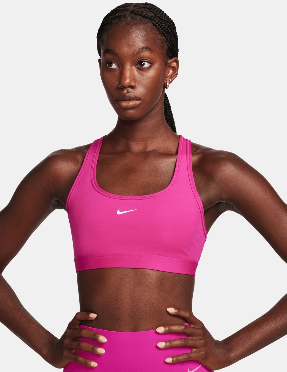 Top deportivo Nike para entrenamiento mujer