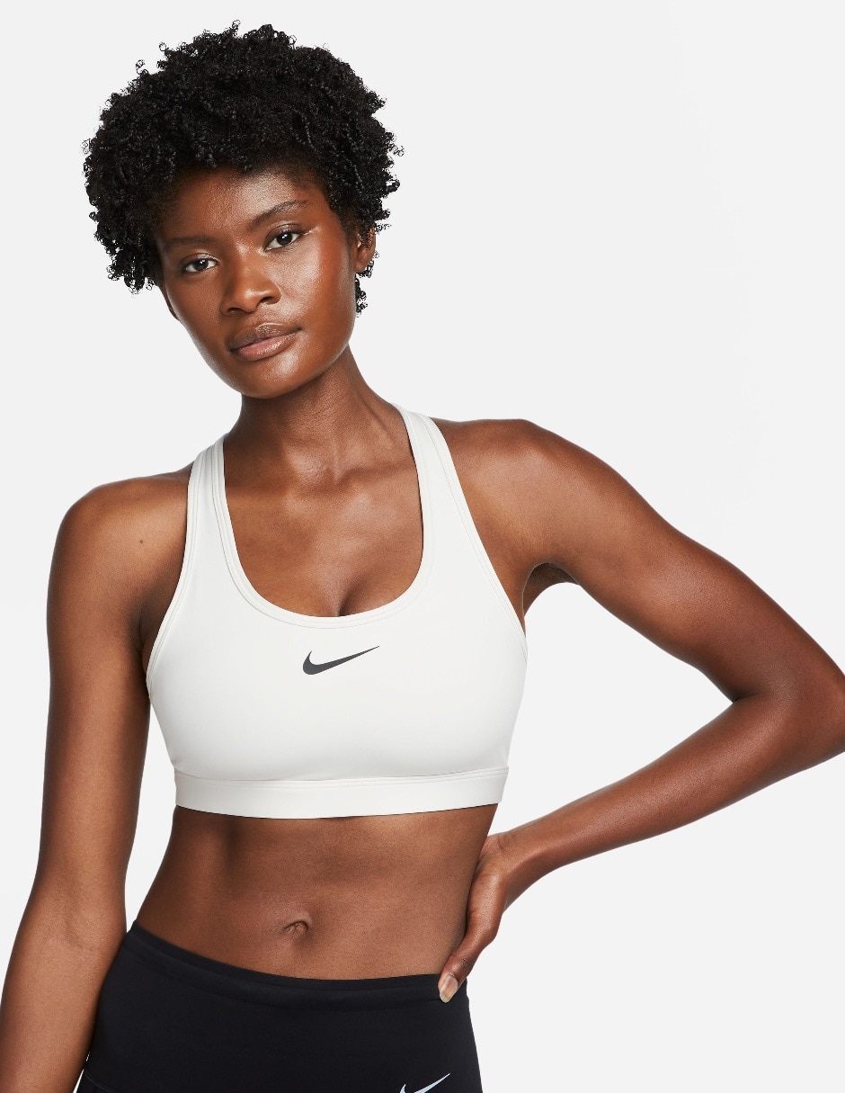 Top deportivo Nike para entrenamiento mujer