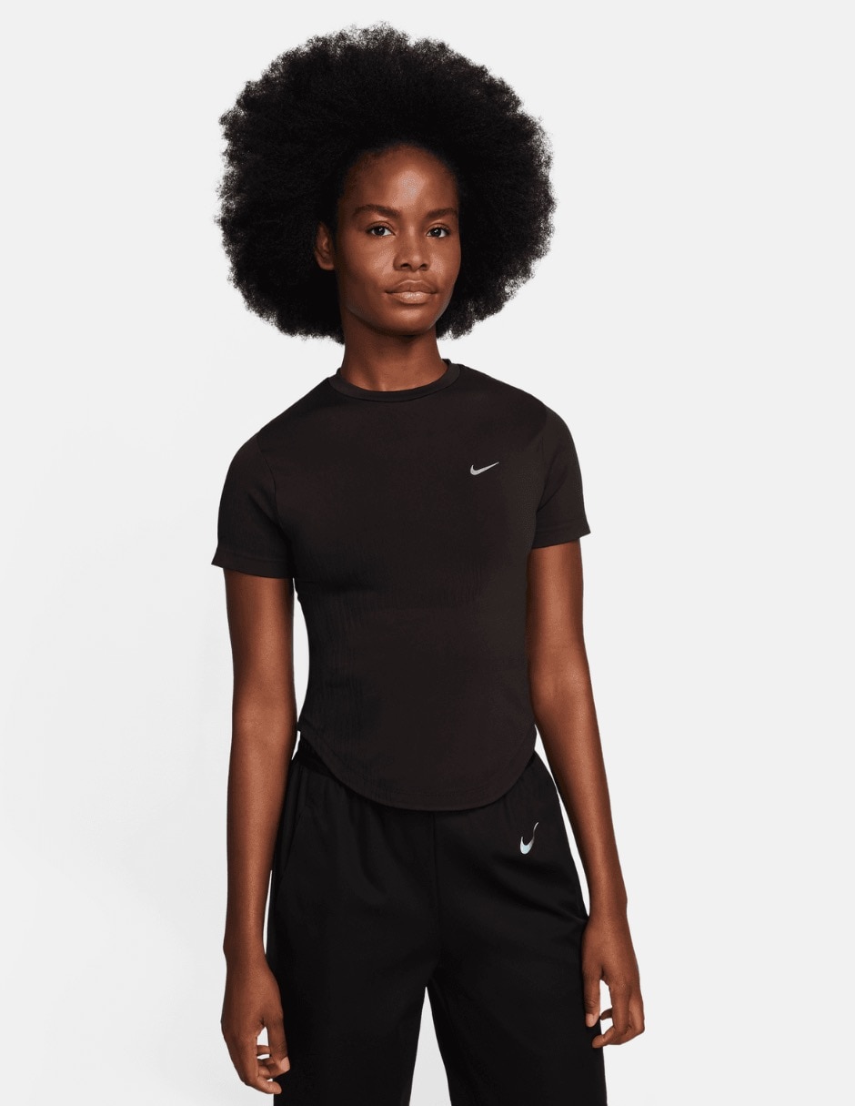 Playera deportiva Nike para mujer