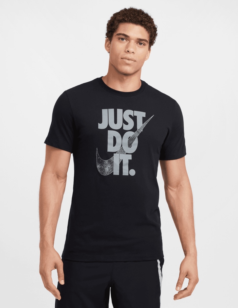Playera deportiva Nike para hombre | Liverpool