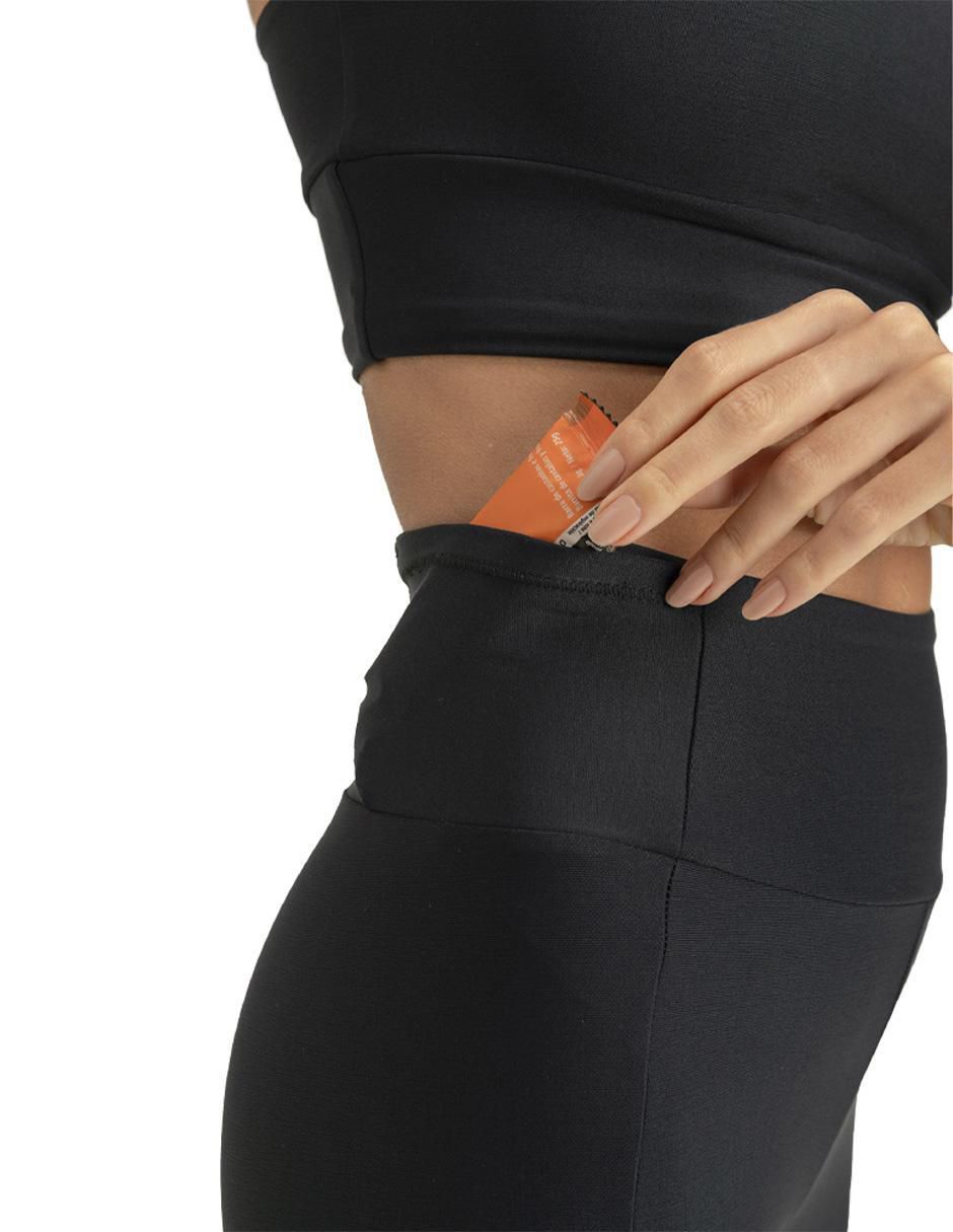 Short bolsa oculta para entrenamiento mujer 7