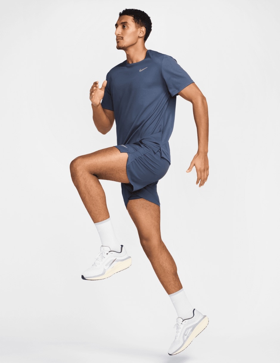 Playera deportiva para correr de hombre 5