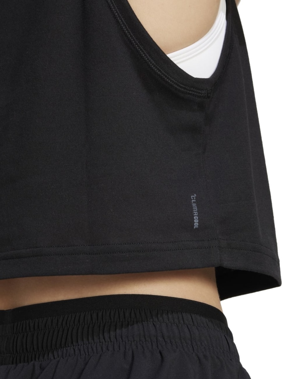 Playera deportiva para entrenamiento de mujer 10