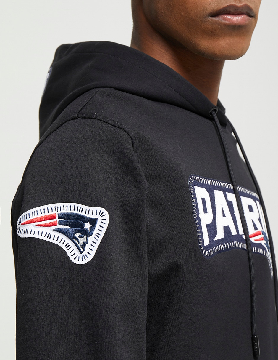 Sudadera Pro Standard con capucha y bolsa New England Patriots