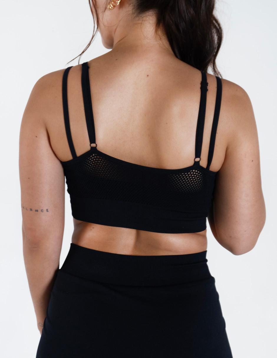 Conjunto deportivo ajustado con elástico para mujer 4