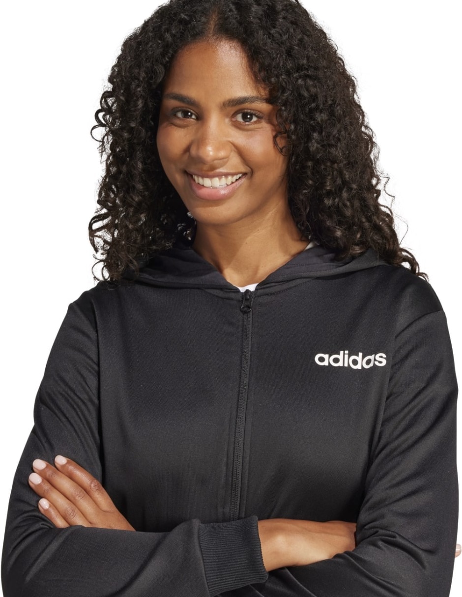 Conjunto deportivo para mujer 7