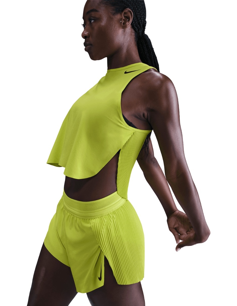 Playera deportiva para correr de mujer 5