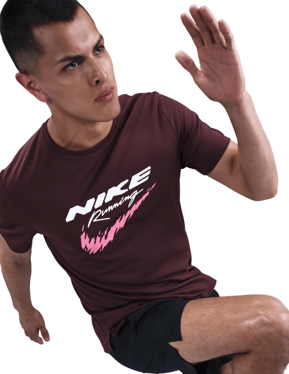 Playera deportiva para correr de hombre 5