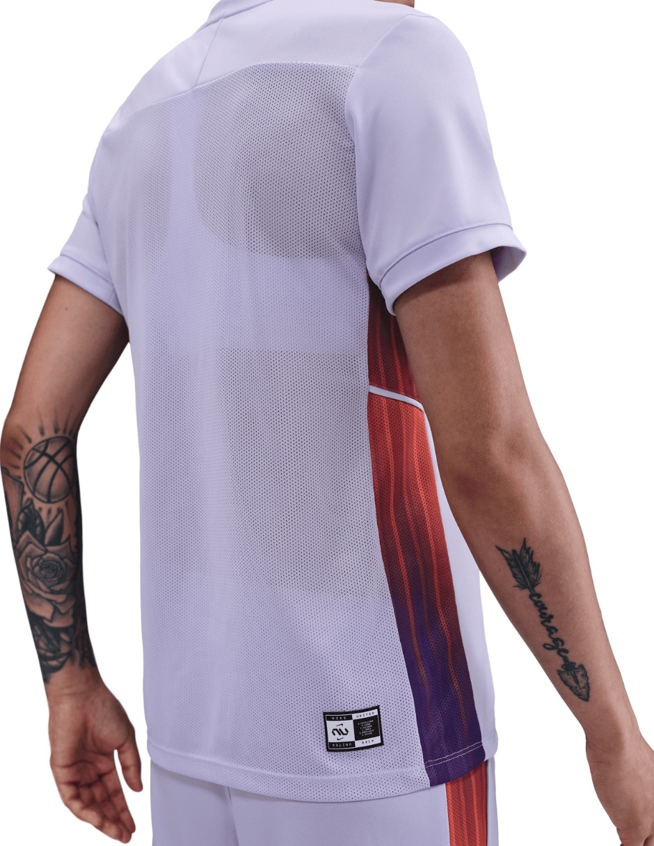 Playera deportiva para fútbol de mujer 4