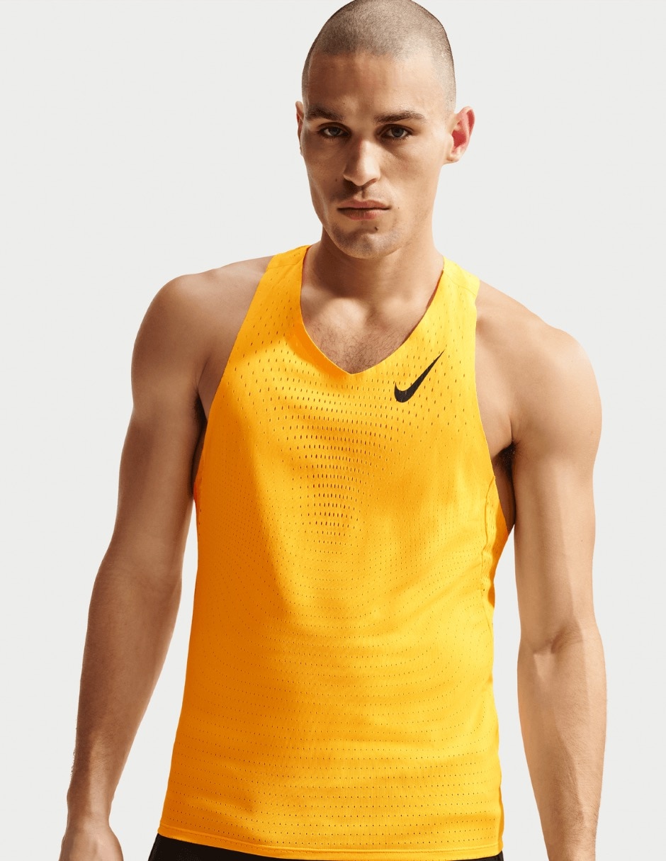 Tank top de entrenamiento de hombre 4