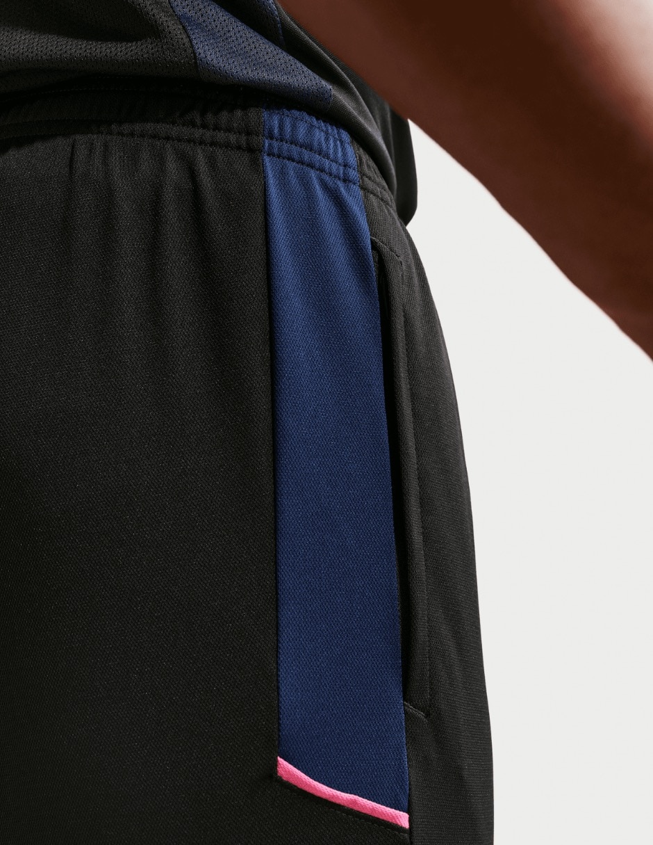 Conjunto deportivo regular con elástico para hombre 6