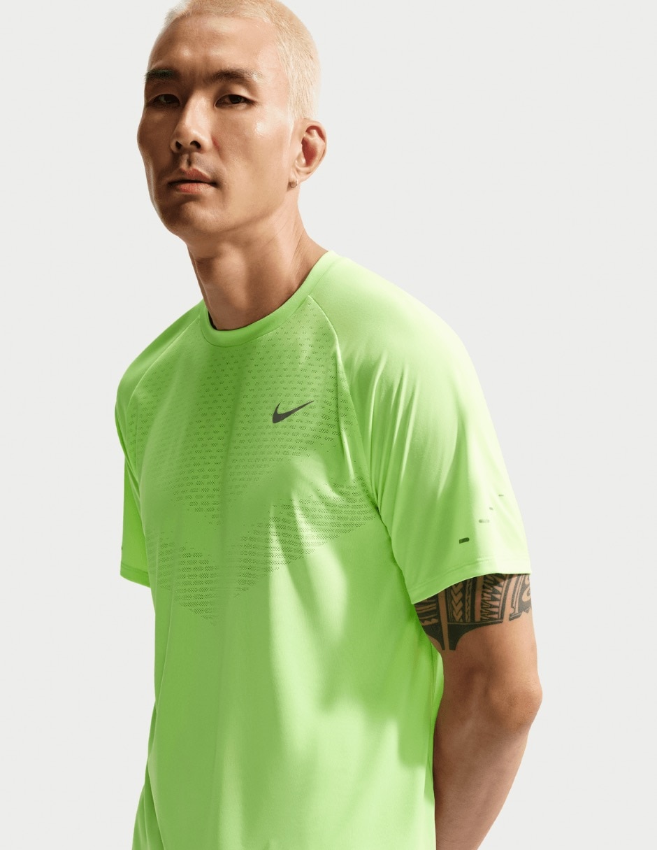 Playera deportiva para entrenamiento Dri-Fit de hombre