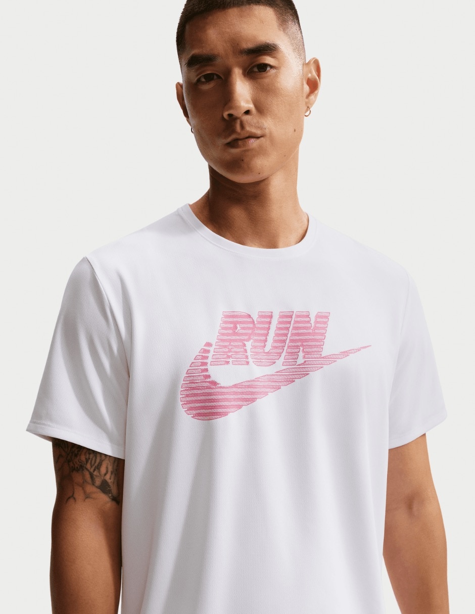Playera deportiva para correr M NK DF UV Miler Run Energy SS IF947 de hombre 3