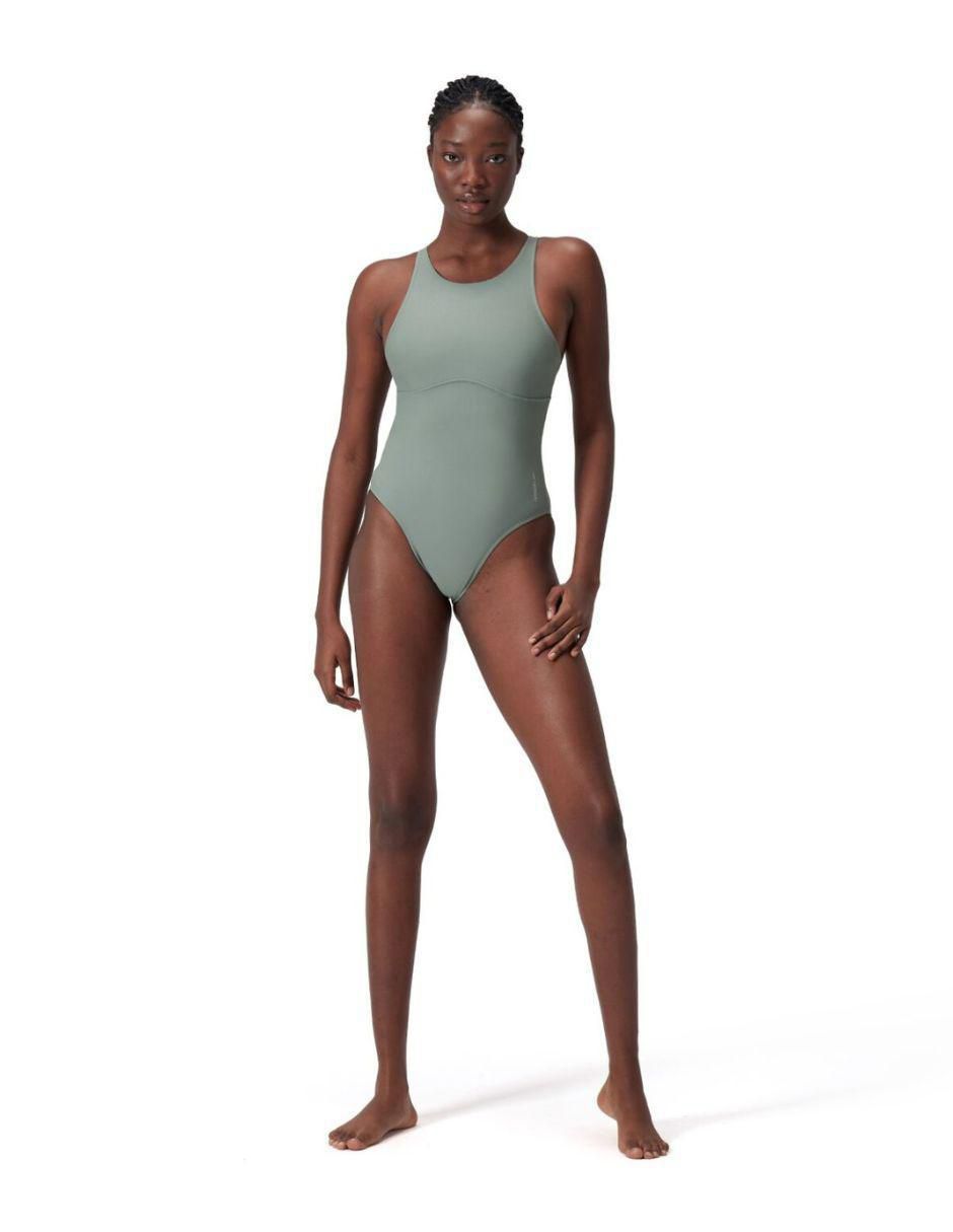 Traje de baño completo para mujer